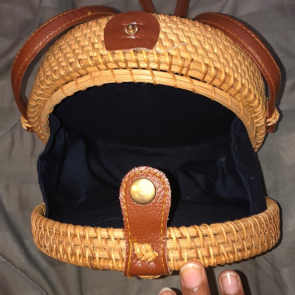 Wicker purse - Picture 2 of 4